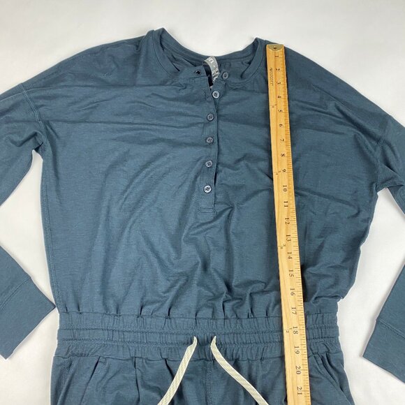 Vuori Womens Jumpsuit Lux Henley Size Small - Blue - Picture 11 of 16